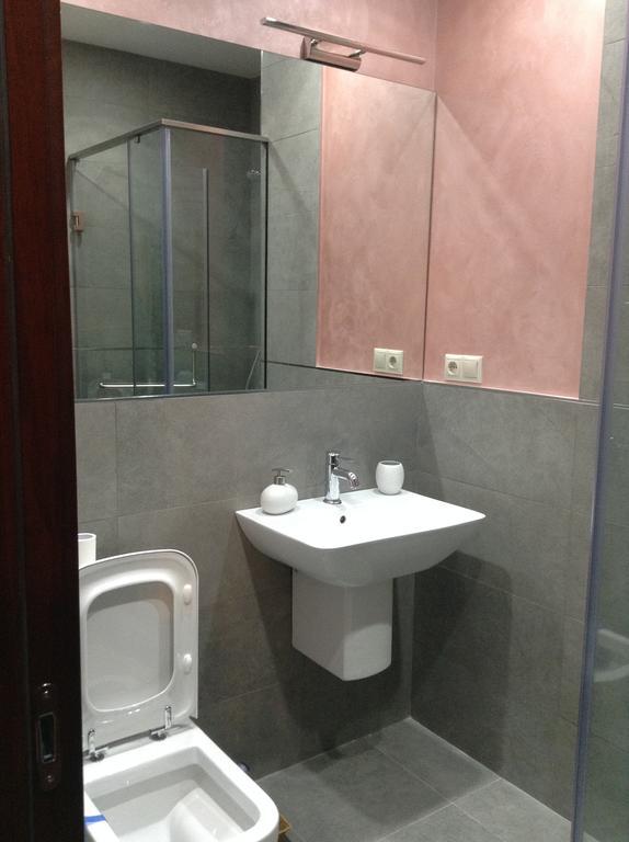 Apartment Sayat-Nova Yerevan Room photo