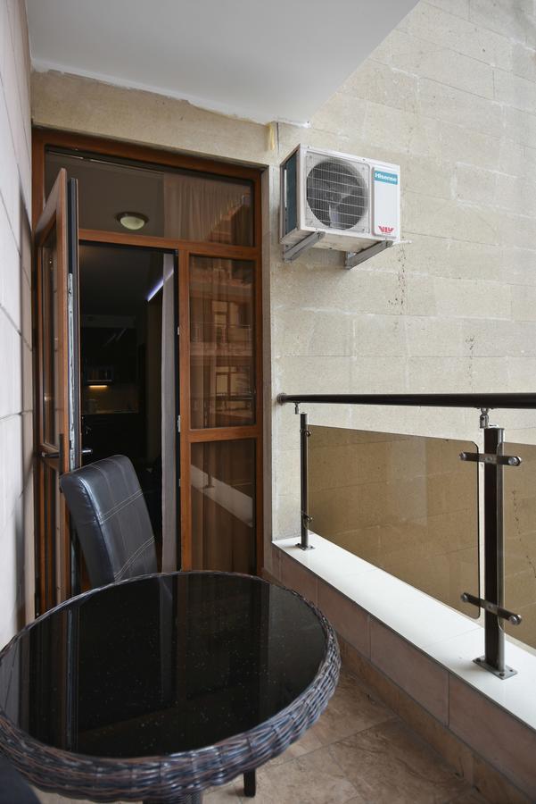 Apartment Sayat-Nova Yerevan Exterior photo